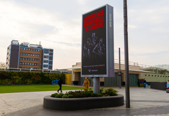 Westfield Carousel 03